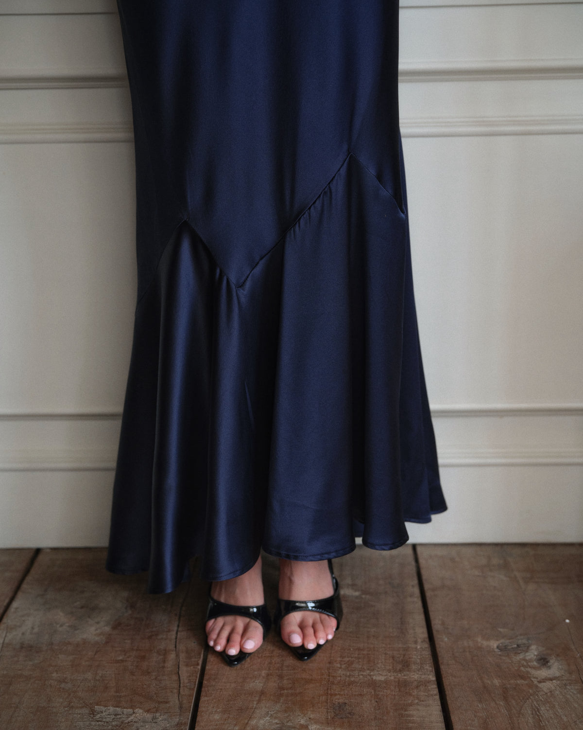 The Esmeralda Gown — Navy